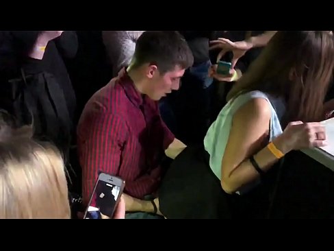 ❤️ Πραγματικό σεξ σε ρωσικό νυχτερινό κέντρο. 18 ετών Ρωσική κοπέλα πρωκτικό και κόλπο πατήσαμε σε νυχτερινό κέντρο Όμορφο πορνό ❌❤